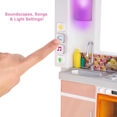 Ascenseur fonctionnel pour 4 poupées Barbie maison GRG93.